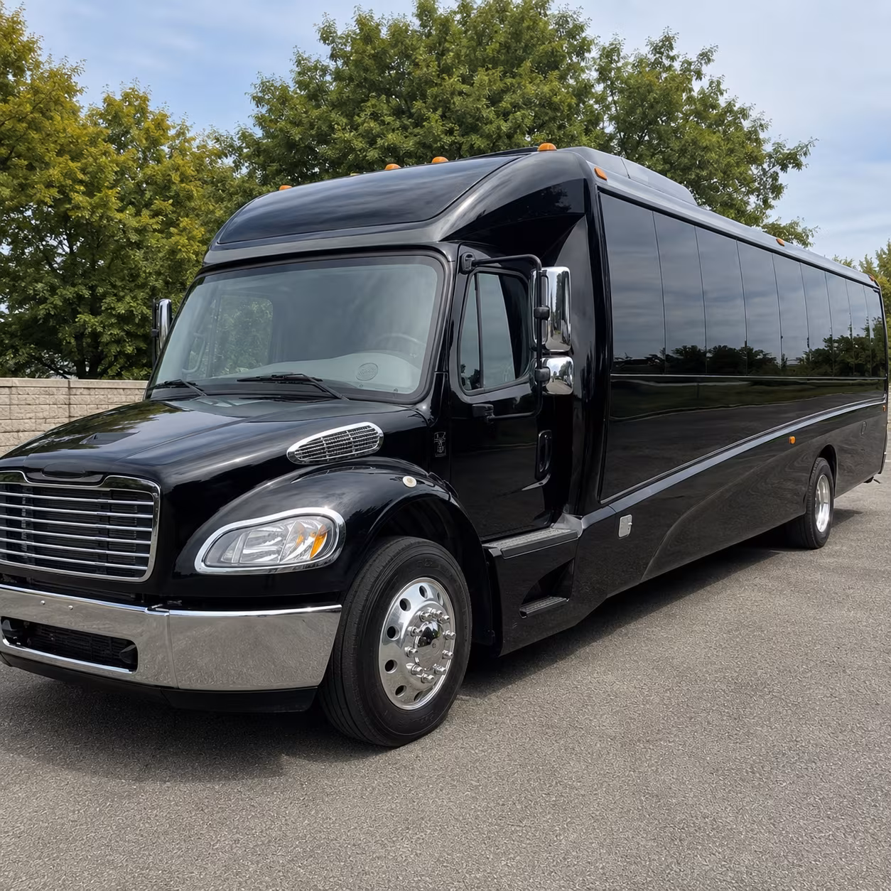 perris 30 passenger minibus